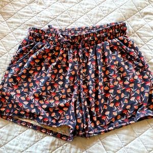 Grace & Lace flowered pull-on shorts 💜🌸🌺